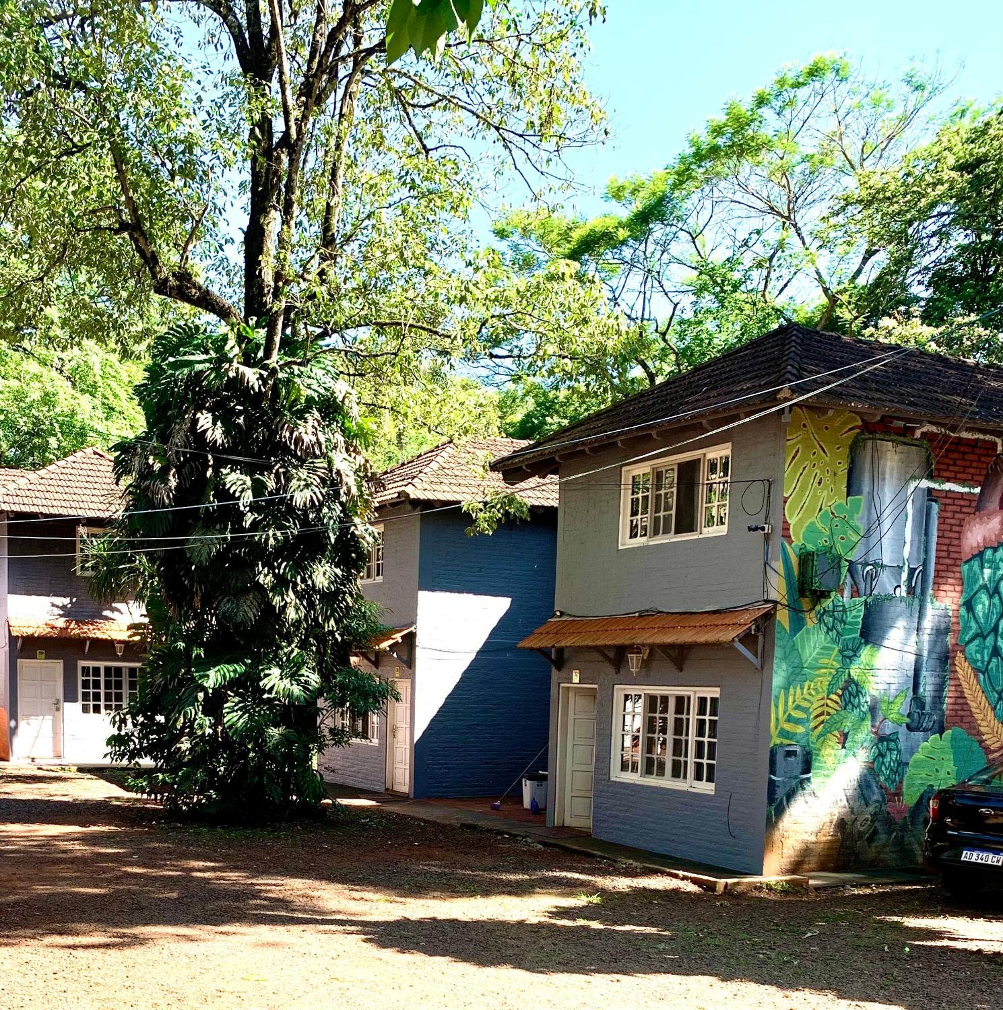 Beer Hotel Iguazu Puerto Iguazu Ngoại thất bức ảnh