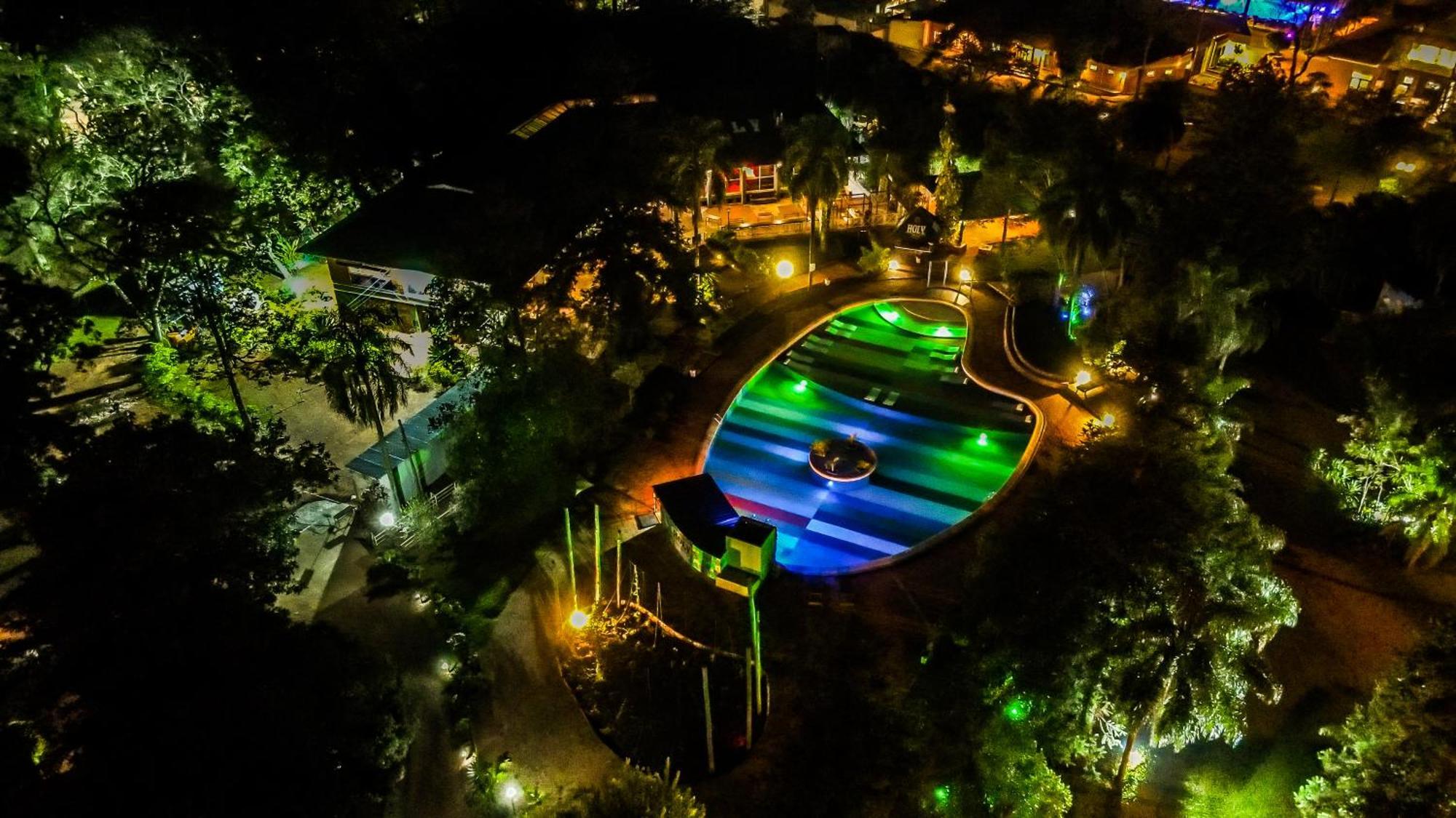 Beer Hotel Iguazu Puerto Iguazu Ngoại thất bức ảnh