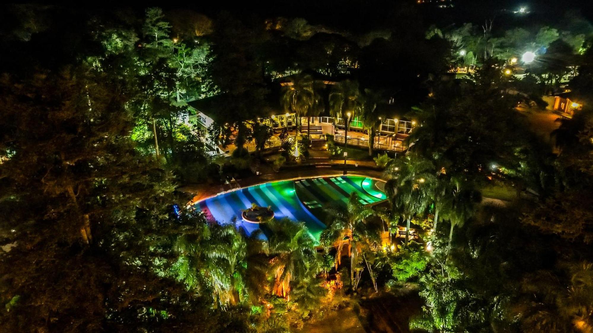 Beer Hotel Iguazu Puerto Iguazu Ngoại thất bức ảnh
